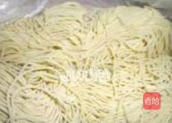 彩丁炸酱面的做法图解5