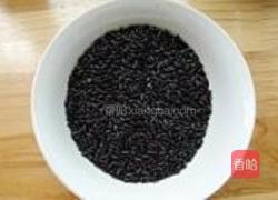 黑米红枣窝窝头的做法图解2