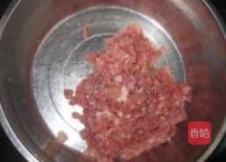 韭菜虾肉馄饨的做法图解3