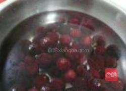 杨梅罐头的做法图解1