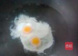 酒酿鸡蛋汤年糕的做法图解2