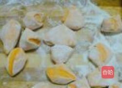 三色鸡腿菇猪肉饺的做法图解8