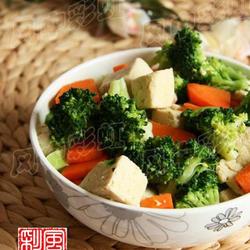 西兰花冻豆腐的做法[图]