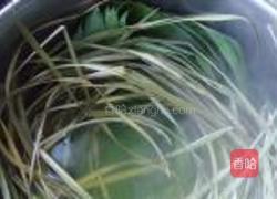八宝莲子粽的做法图解3