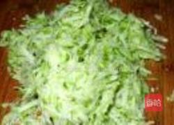 萝卜白菜水饺的做法图解3