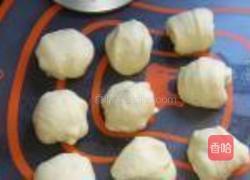 蜂蜜扭结包的做法图解3