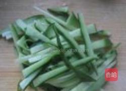 拌饭酱蝴蝶面的做法图解3