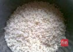 黑豆花生粽的做法图解1