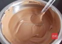 巧克力慕斯蛋糕的做法图解4