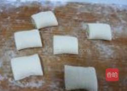 葱香小花卷的做法图解9