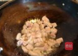 红烧肉焖饭的做法图解2