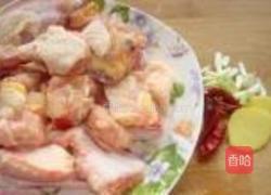 红烧鸡块面的做法图解2