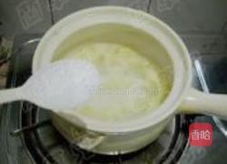 卷心菜木耳粥的做法图解4