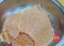 奥尔良煎鸡汉堡的做法图解3