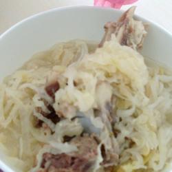 酸菜粉条炖猪棒骨的做法[图]