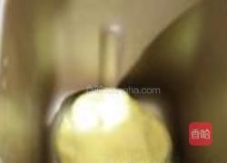 蒸包版皮卡丘的做法图解2