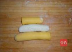 双色梅花馒头的做法图解3