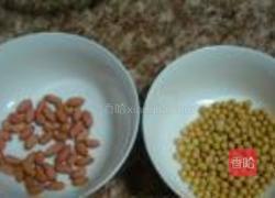 花生豆浆的做法图解1