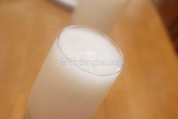 雪梨萝卜汁