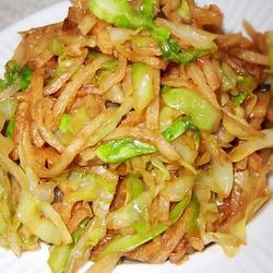 包菜炒饼丝的做法[图]