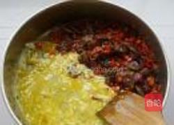 香肠胡萝卜蛋炒饭的做法图解4
