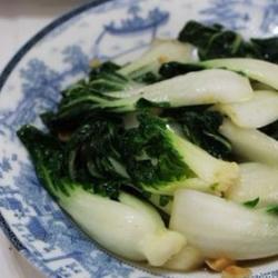 蒜蓉奶白菜的做法[图]