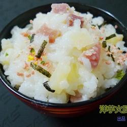洋芋火腿焖饭的做法[图]