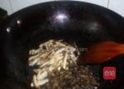 香菇冬笋肉丝炒面的做法图解6