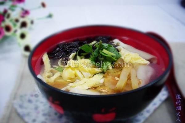 鲜肉荠菜大馄饨