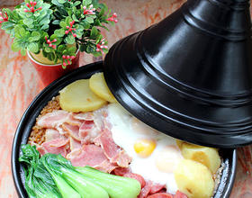培根香肠煲仔饭
