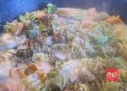 龙利鱼烩螺旋意粉的做法图解11