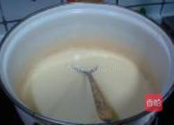 草莓果肉冰淇淋的做法图解3