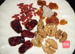 桂圆红枣稀饭的做法图解1