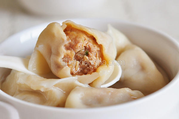 猪肉萝卜饺子