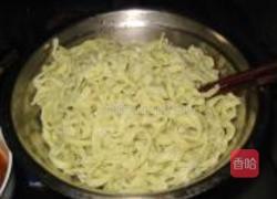菠菜手擀面的做法图解10