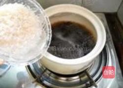 枸杞黑豆粥的做法图解4