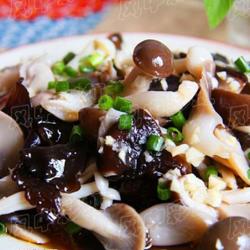 红油杂菌的做法[图]