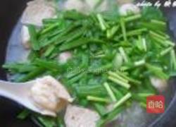 韭菜肉丸煮米粉的做法图解7