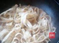 豆芽肉丝焖饼的做法图解11
