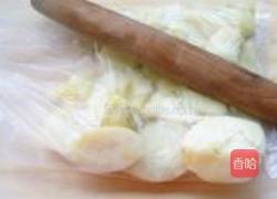 绣球蓝莓酥的做法图解3