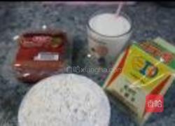 牛奶香肠馒头卷的做法图解1