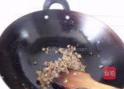 香肠炒饭的做法图解4