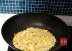 肉松蛋炒饭的做法图解6