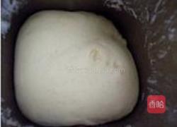 羊肉小笼包的做法图解1