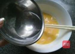 萝卜干葱花蛋饼的做法图解2