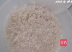 鲈鱼砂锅粥的做法图解1