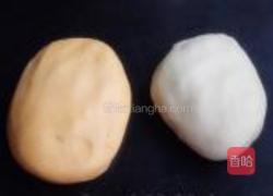 双色蝴蝶卷的做法图解2