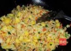 菠萝炒饭的做法图解9