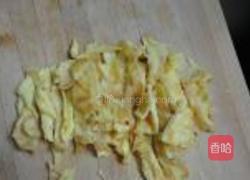 香椿麻汁凉拌面的做法图解2