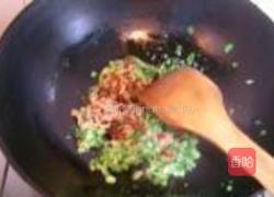 腊肉青菜炒饭的做法图解6